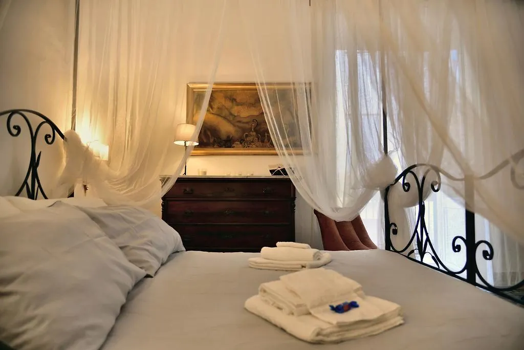 Bed & Breakfast Bed and Breakfast Real teatro Umberto I Palermo